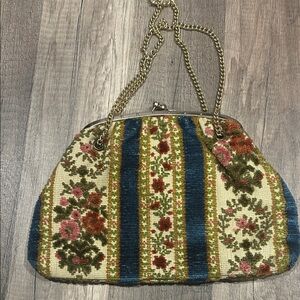 Floral Tapestry Handbag with Chain Strap